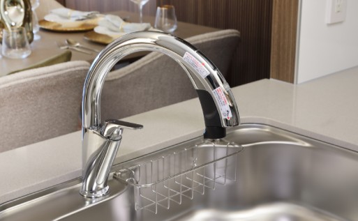タッチレス混合水栓